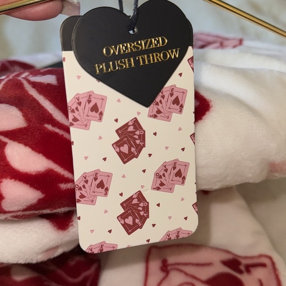 Rachelle Roy Valentine’s Day, LOVE playing cards, oversized, plush blanket - Picture 5 of 8